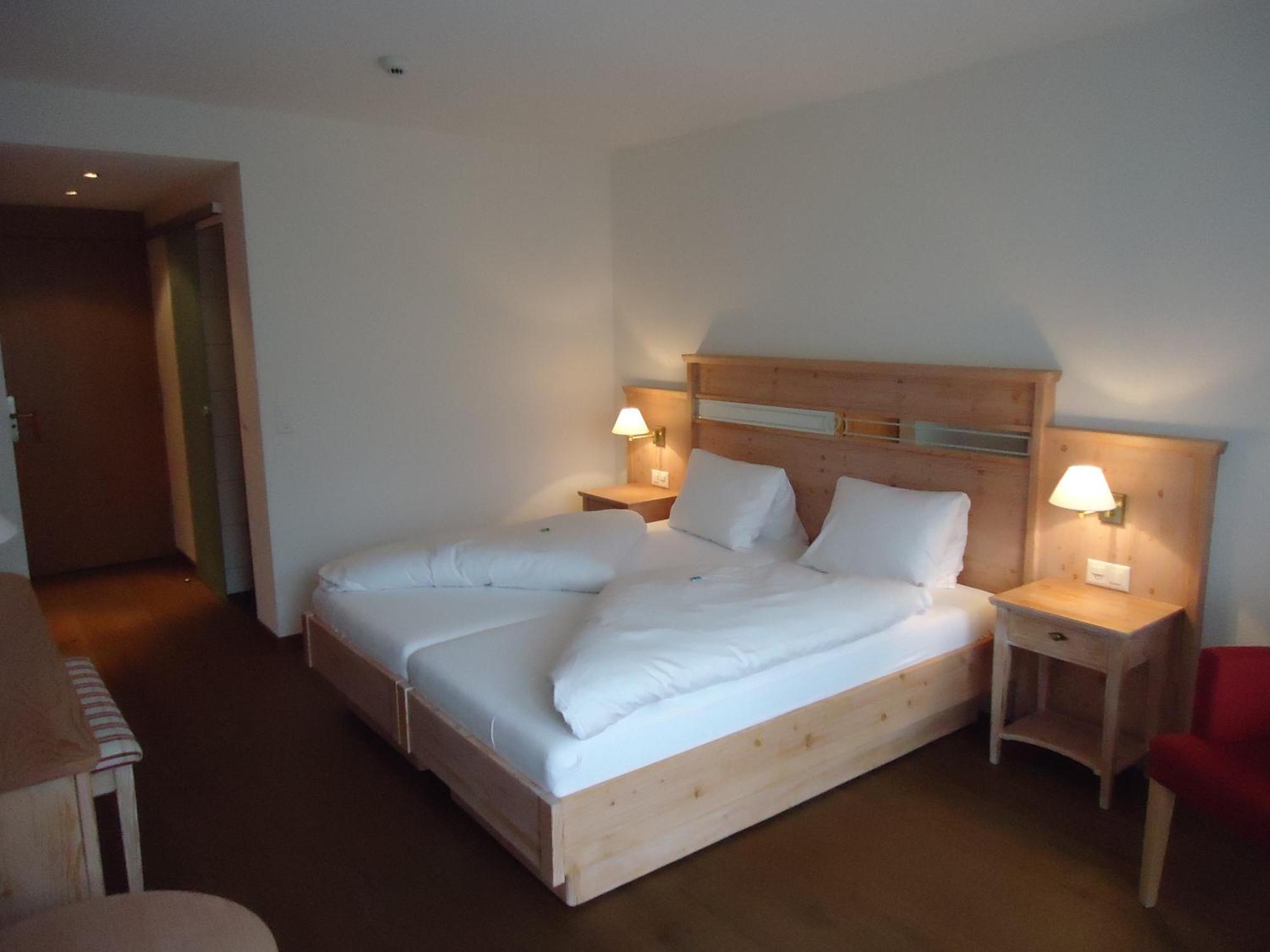 Hotel Quellenhof Leukerbad Dış mekan fotoğraf