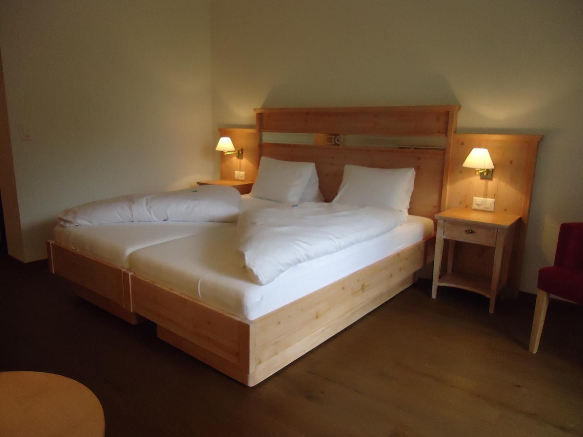 Hotel Quellenhof Leukerbad Dış mekan fotoğraf