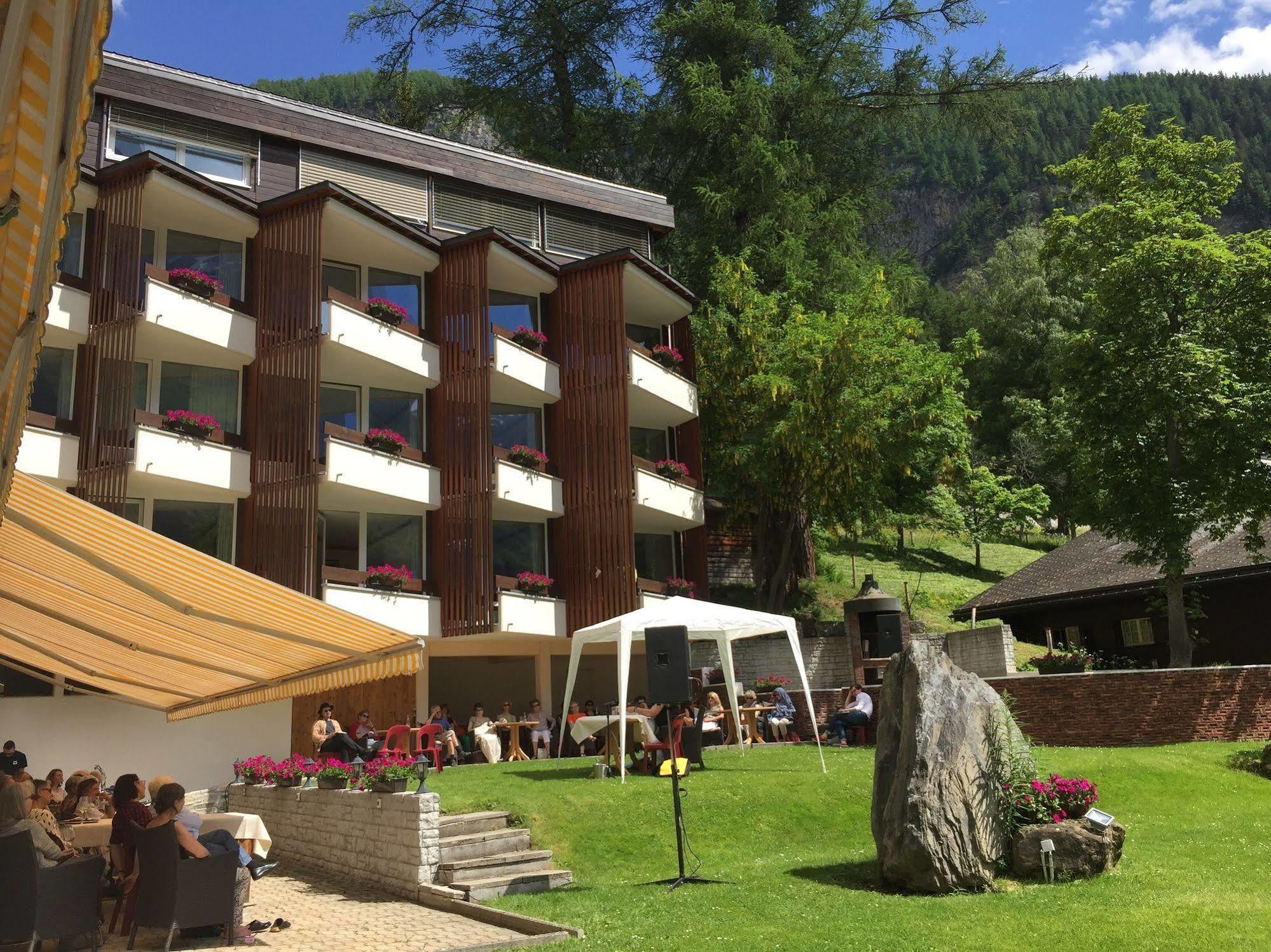 Hotel Quellenhof Leukerbad Dış mekan fotoğraf