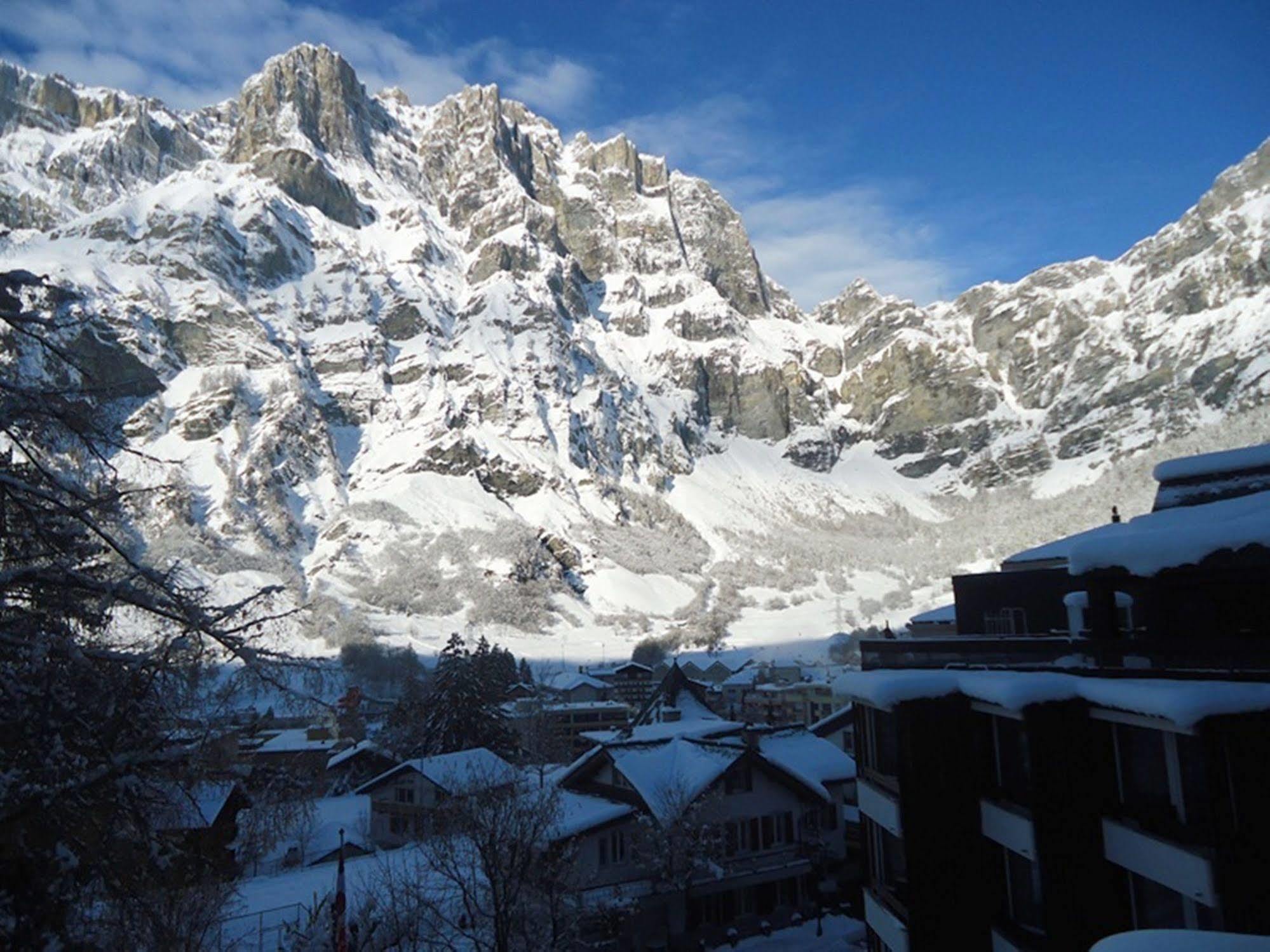 Hotel Quellenhof Leukerbad Dış mekan fotoğraf